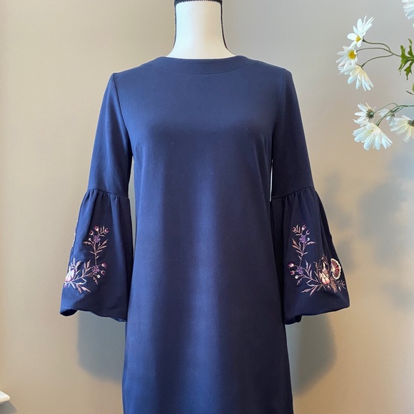 Loft Dress, Size XS. - Picture 2 of 6